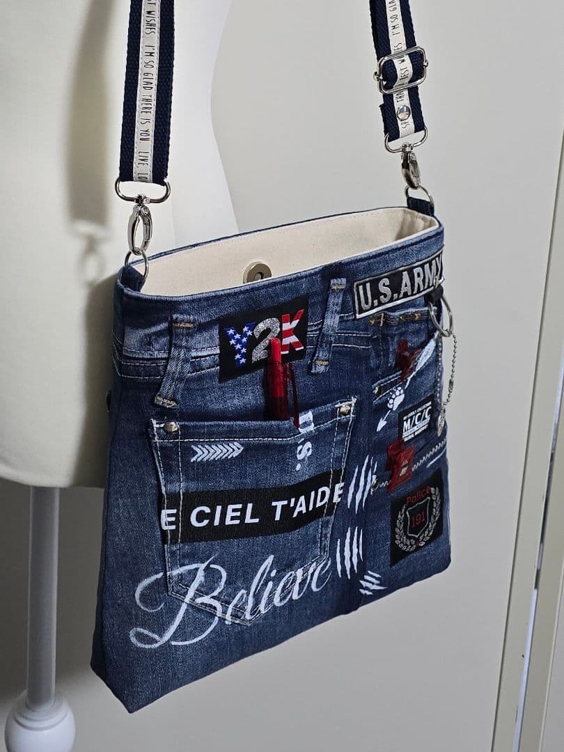 デニムリメイク 大きめ トートバッグ ❀サコッシュ❀ 底板付き