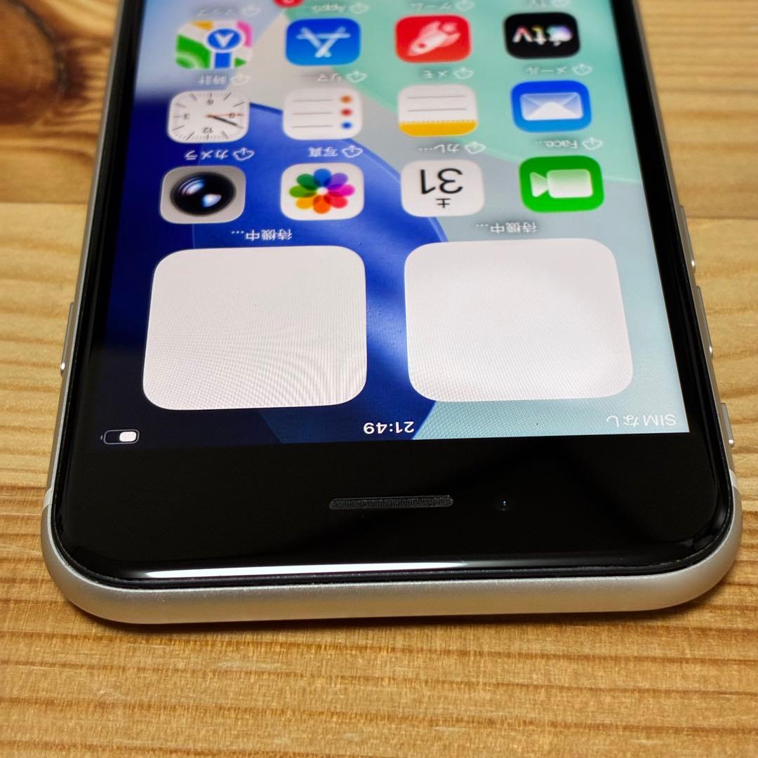 バッテリー新品　iPhoneSE第3世代64GB SIMフリー yy17700a