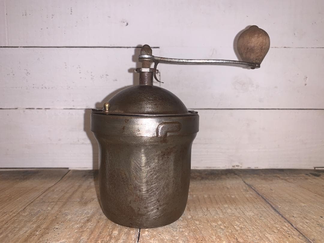 フランス アンティーク　コーヒーミル　Peugeot プジョー G1