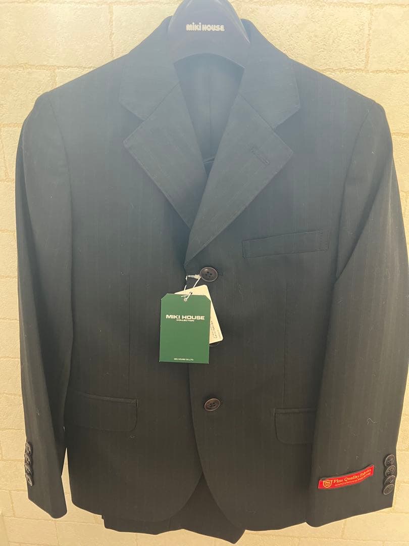 ミキハウス 黒 ストライプ スーツ