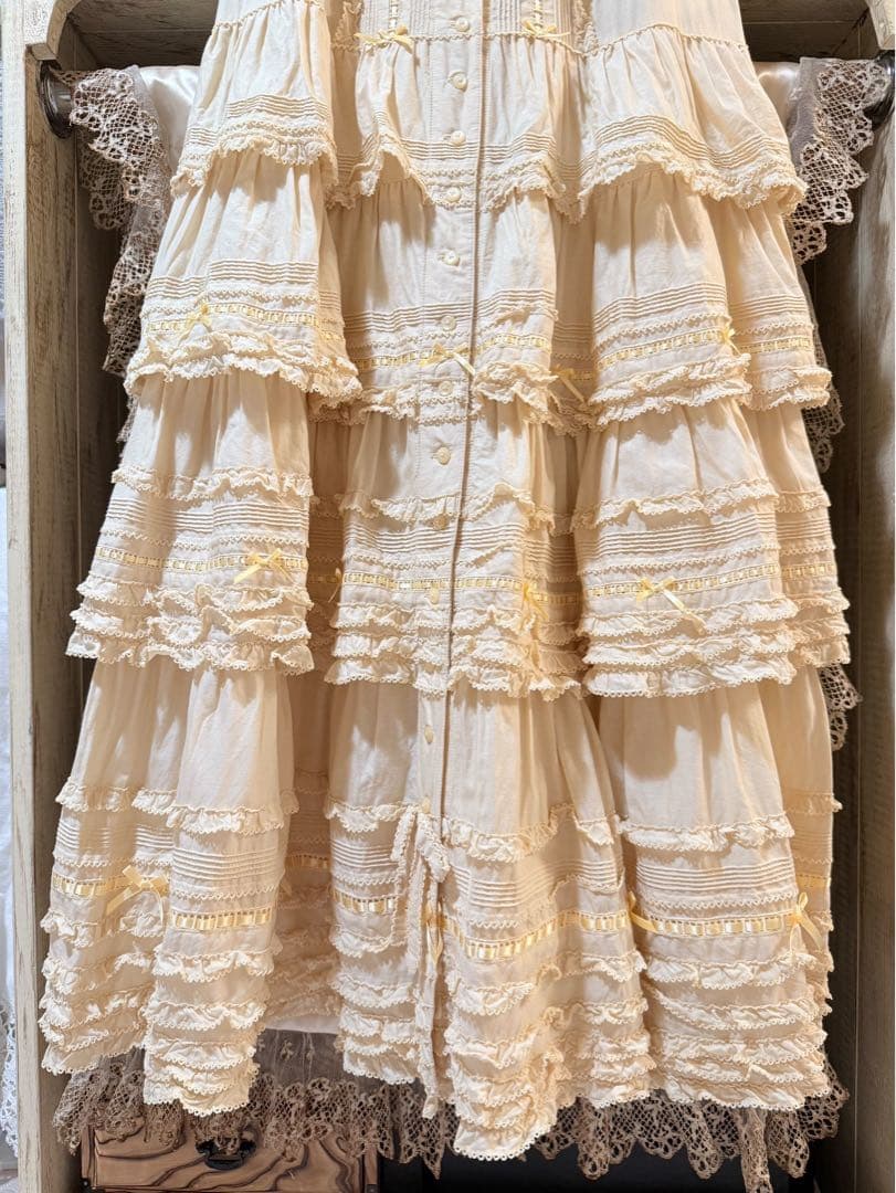 pinkhouse フリル付きクリームイエローノースリーブワンピース