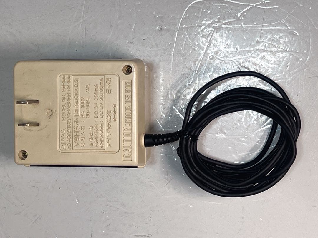 AIWA HS-J9 カセットボーイ TV/AM/FM ジャンク