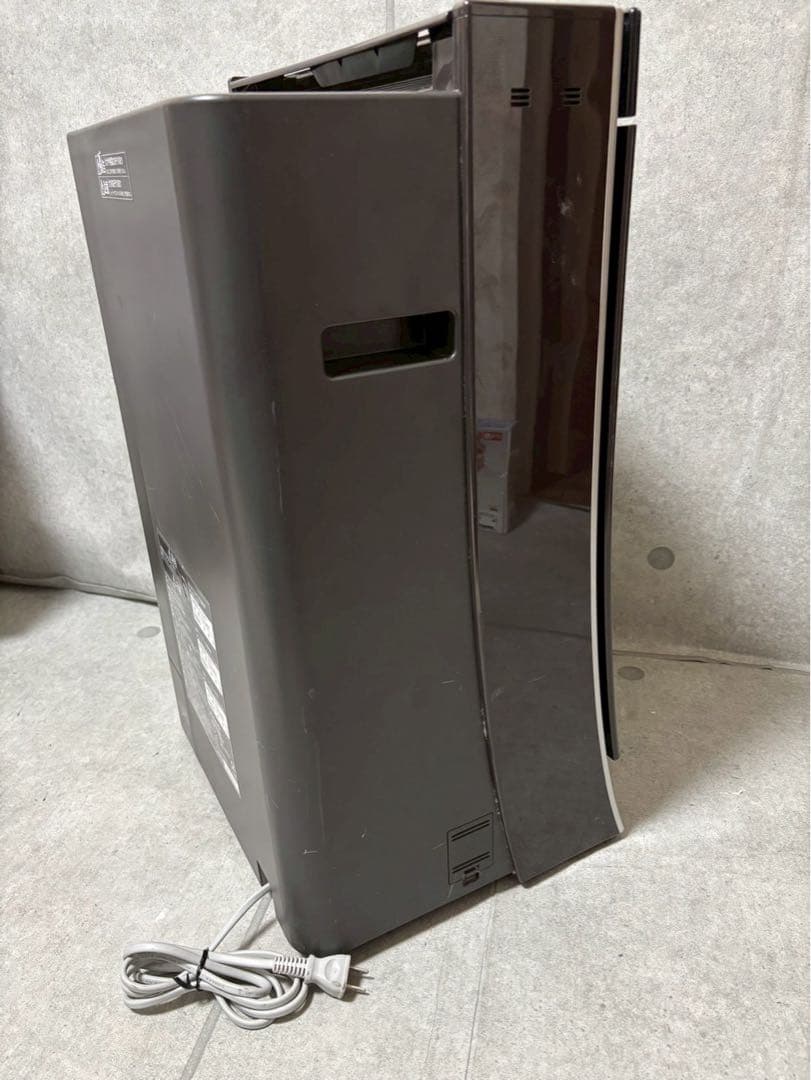 Panasonic F-VXM90 空気清浄機　2016年製