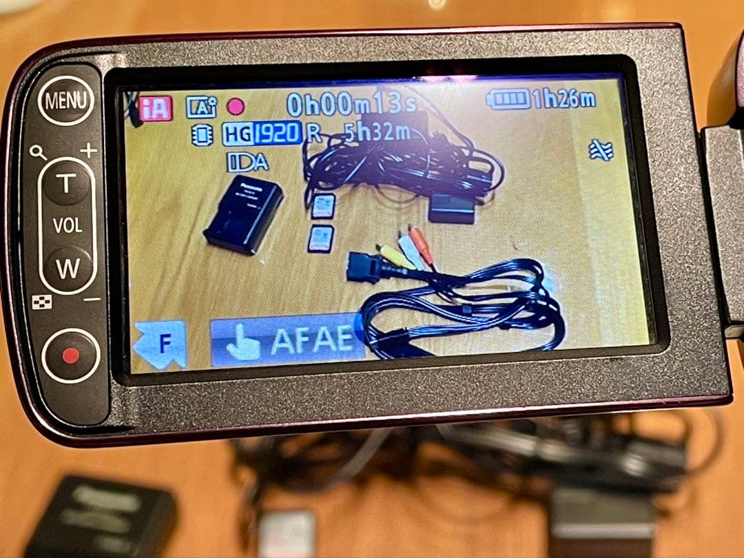 Panasonic パナソニック HDC-TM35 ビデオカメラ 電池2個付き