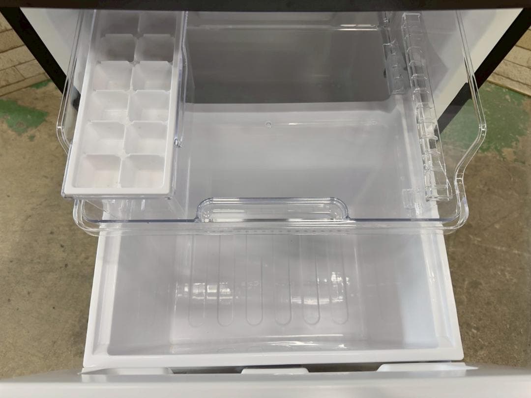 大阪送料無料★3か月保障付★冷蔵庫★2023年★SJ-D15J-H★IR-849