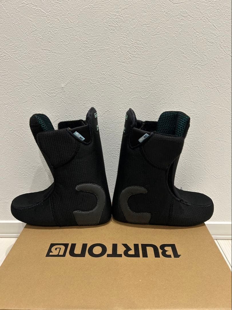 BURTON RITUAL WMS 7.5 ブラック