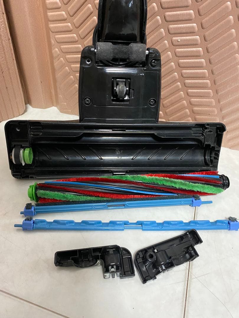 スタンド付き 日立 コードレススティッククリーナー PV-BHL1000J1