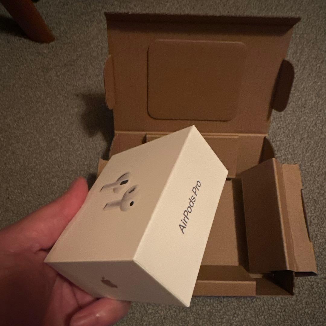 Apple AirPods Pro3本体 新品未開封　オマケ付き
