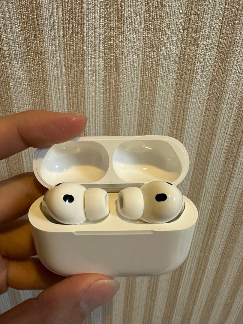 ほぼ新品AirPods Pro 3 本体 ホワイト