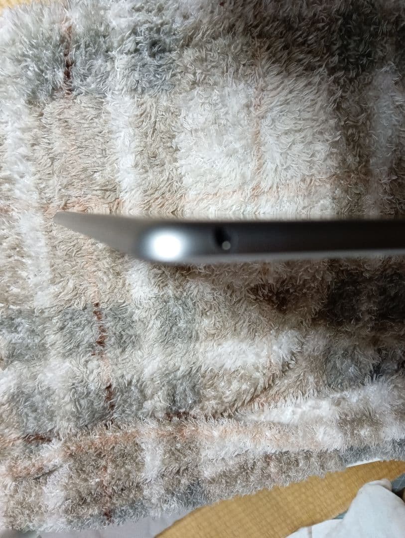 【超美品】Apple iPad シルバー 本体 128GB