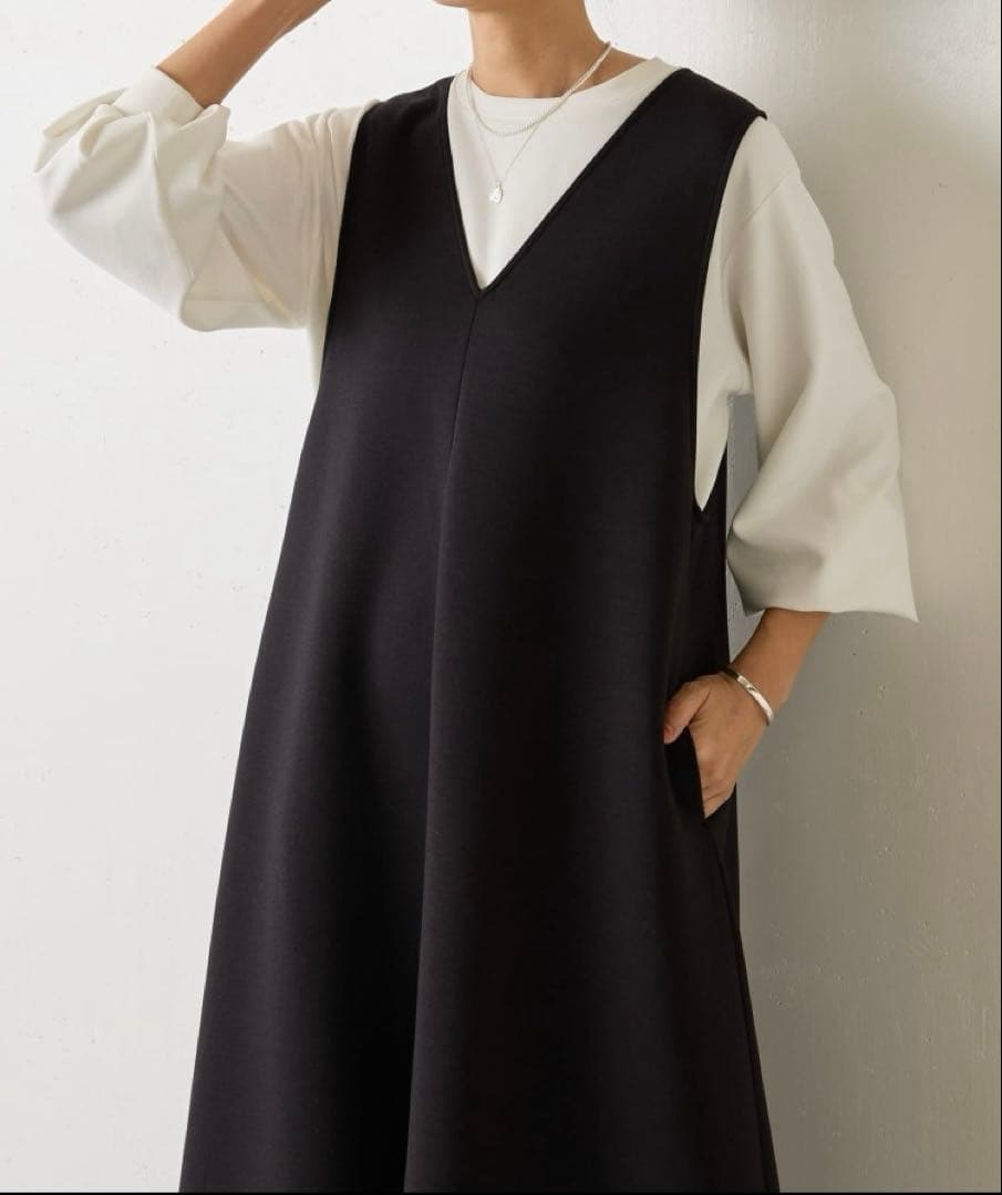 【新品タグ付き】BEARDSLEY Tブラウス 0サイズ　ホワイト