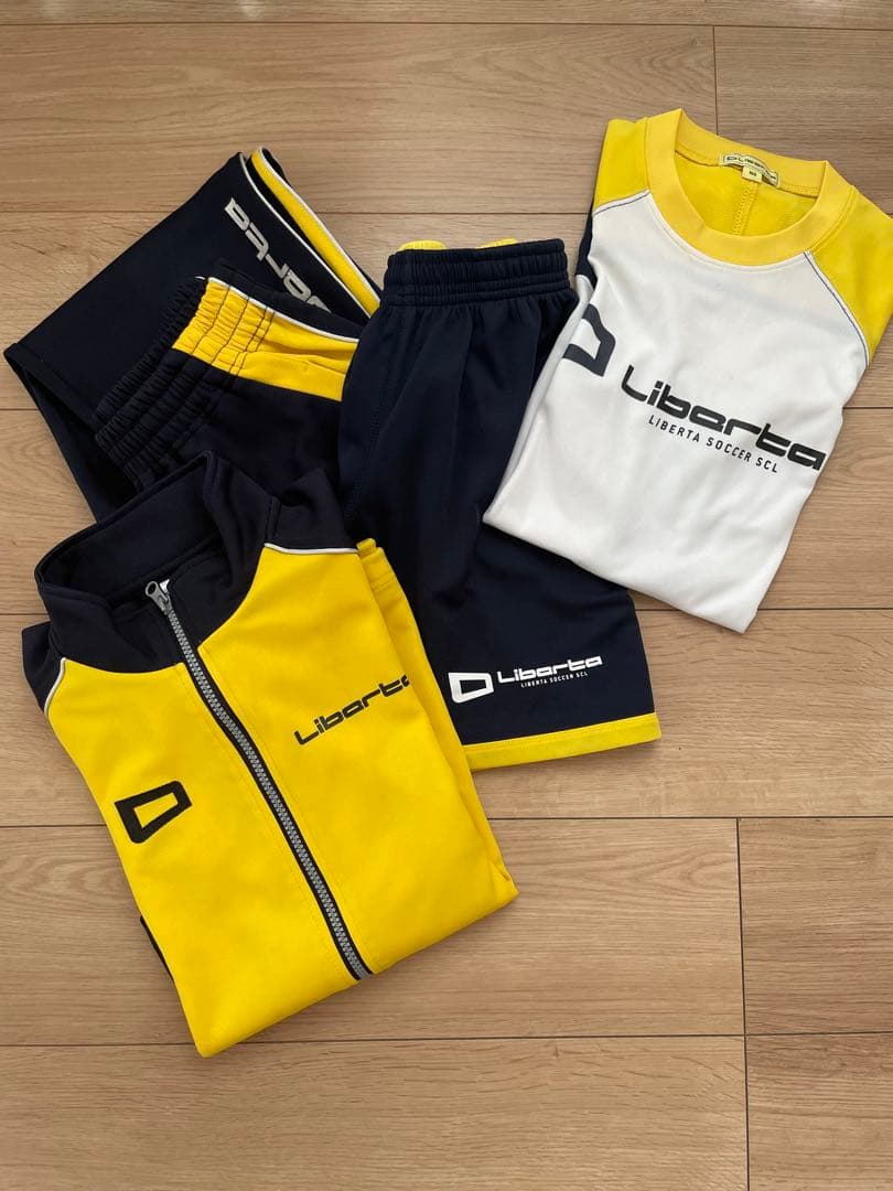 リベルタジャージ4点セット