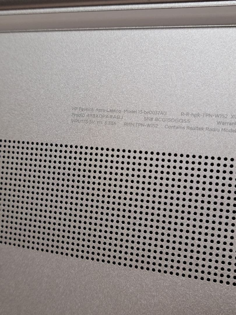 超軽量モバイル高性能ノートPC HP Pavilion Aero 13-be