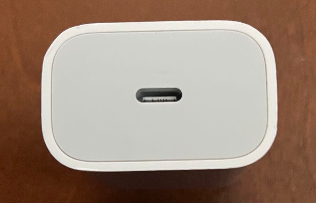 iPhone 11 Pro 64GB シルバー 付属品完備 純正ケース付