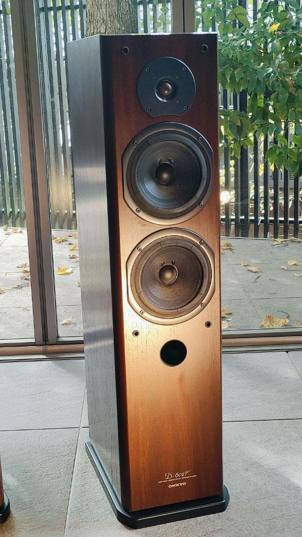 ONKYO D-602F トールボーイタイプのスピーカー 3ウェイ