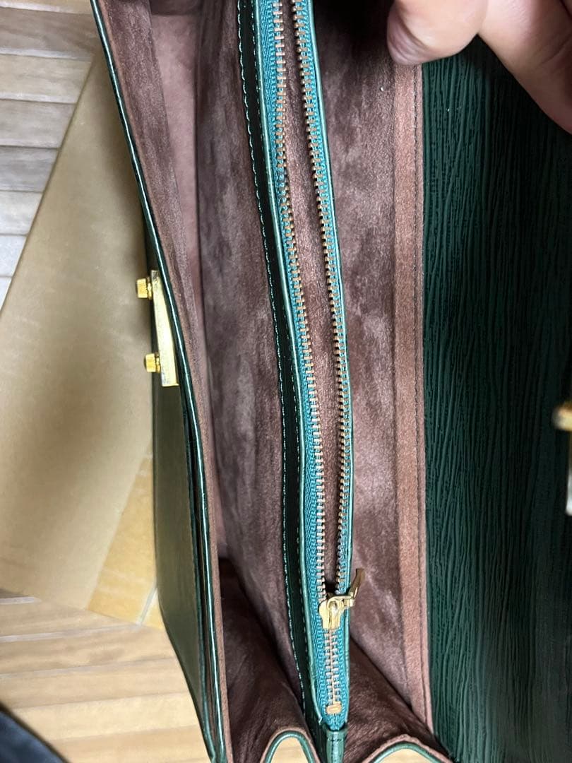 マツダ家　ベルサーチ　セカンドバック　付属鍵あり袋付き