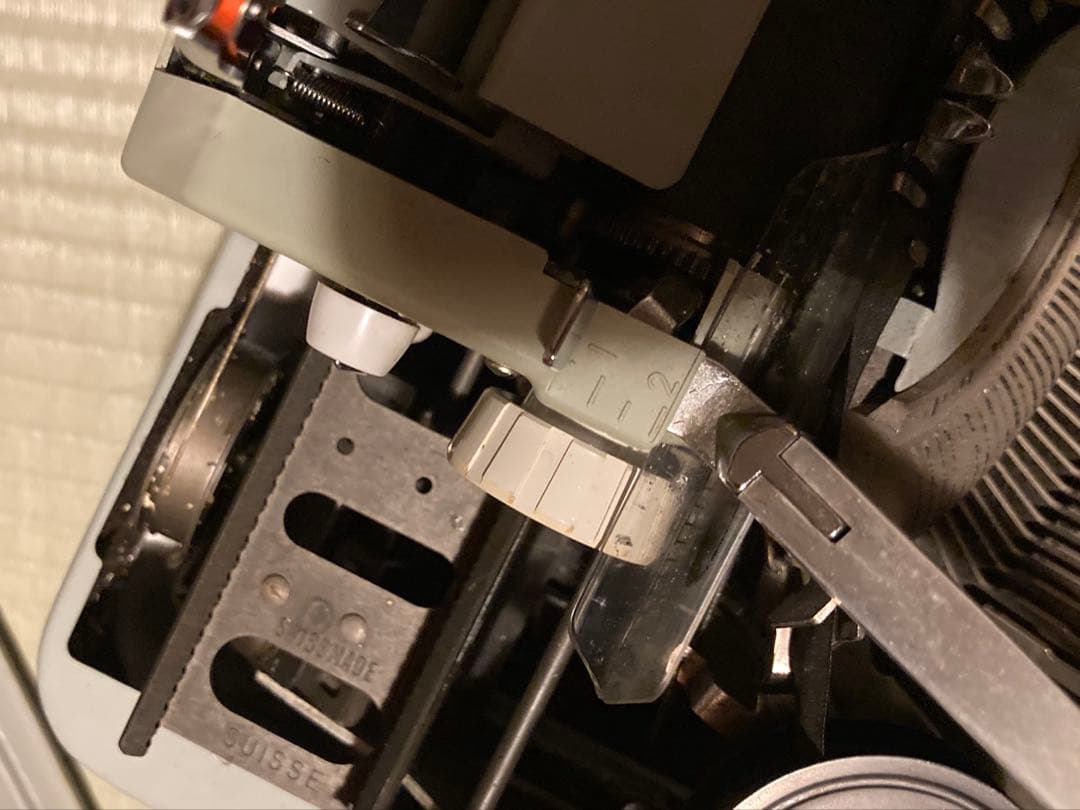 専用ページHermes 3000 タイプライター ケース付き　1970年　小瓶付