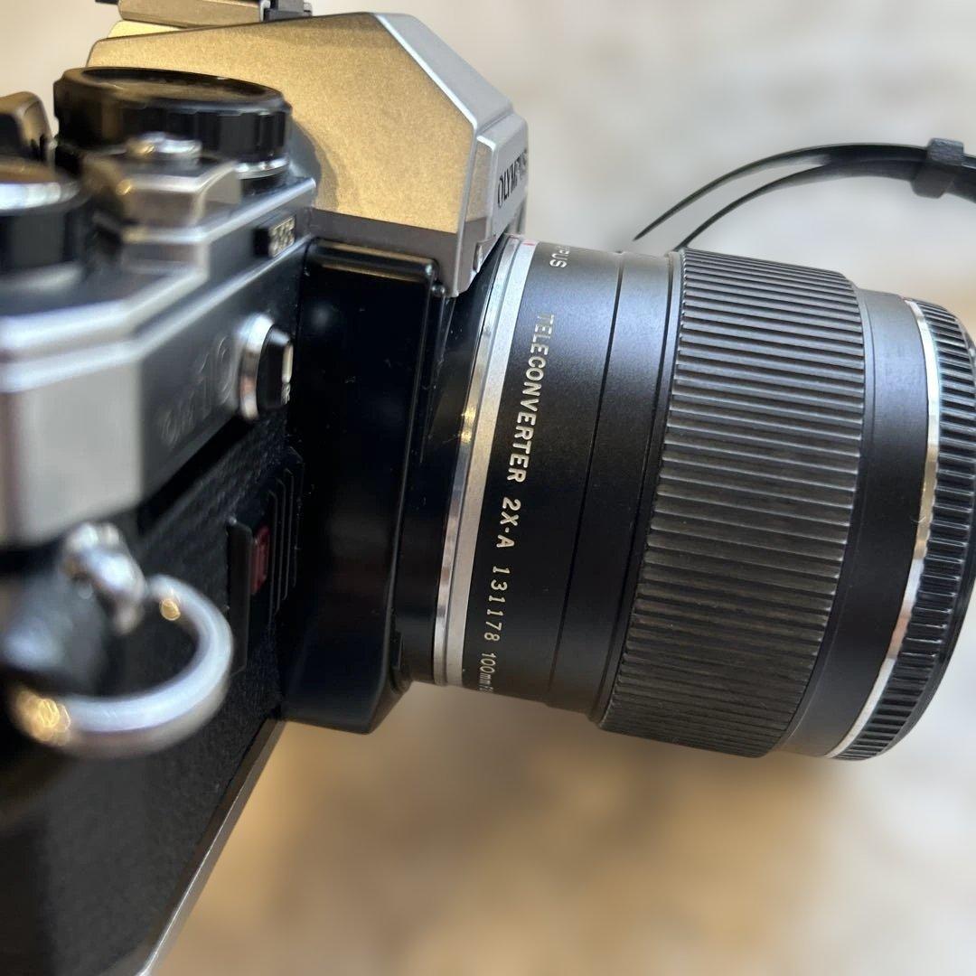 OLYMPUS OM-10 フィルムカメラ フラッシュ付き