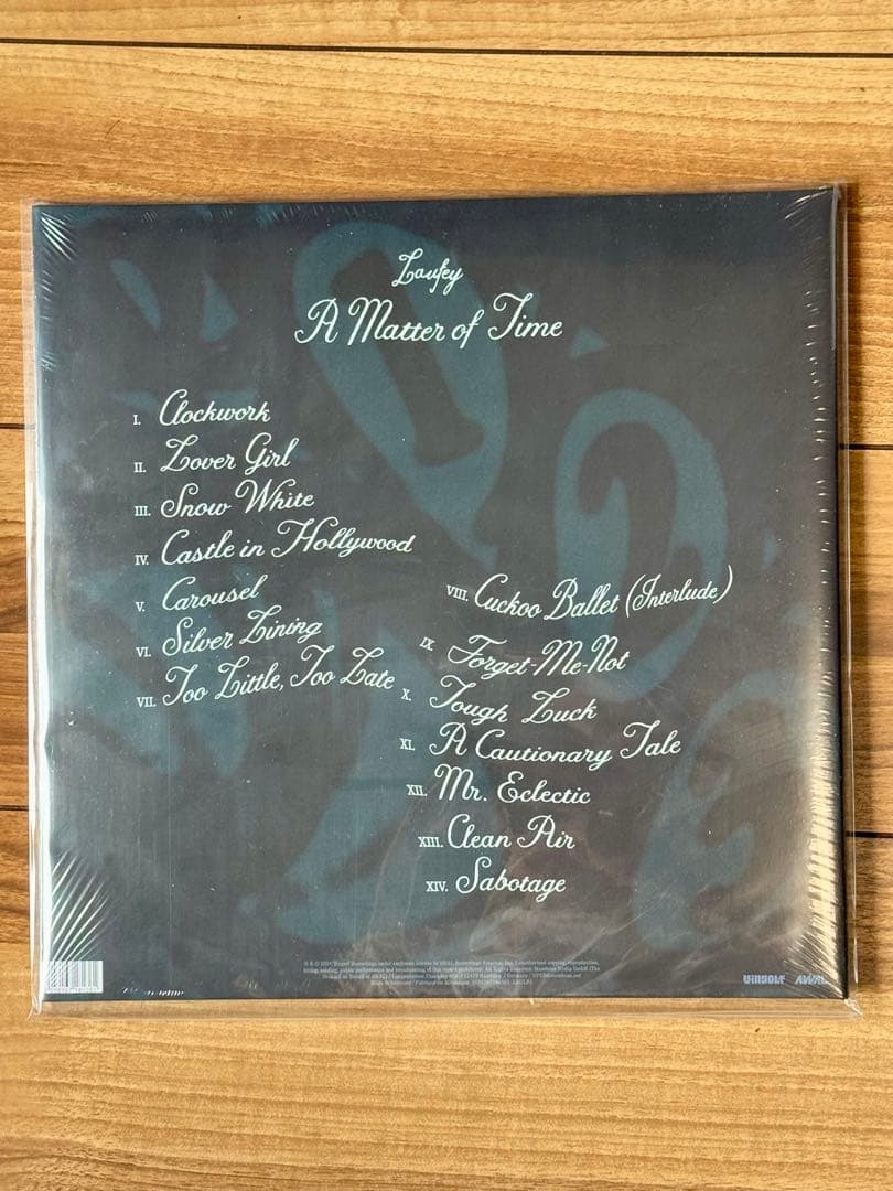 新品 直筆サイン入り Laufey / A Matter of Time