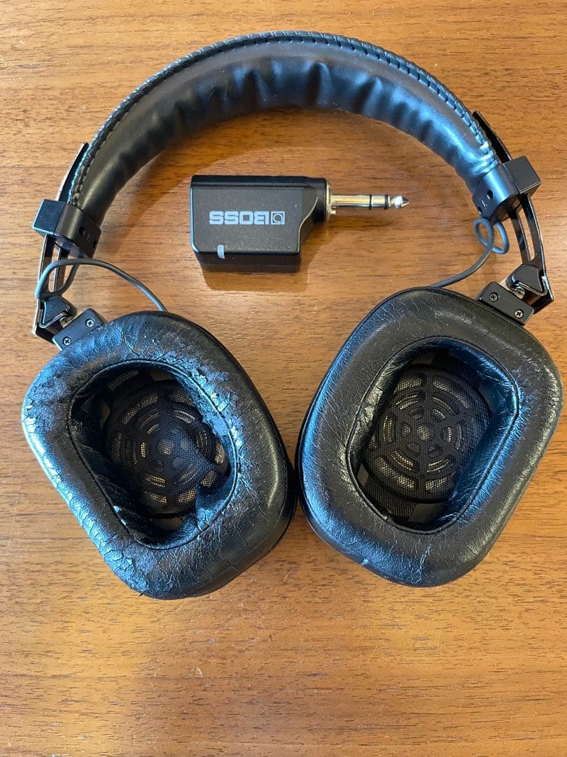 BOSS WAZA-AIR BASS ワイヤレスヘッドホン　ベースギターアンプ